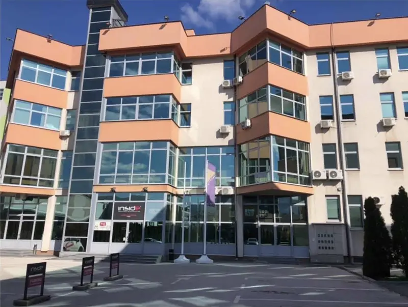 Poslovni prostor 830m2, PZ Stup